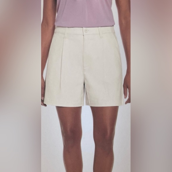 Banana Republic Women's 5"-Inseam Tan Pleated Short Size 10 NWT - Picture 1 of 5